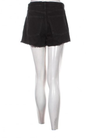 Pantaloni scurți de femei Abercrombie & Fitch, Mărime M, Culoare Negru, Preț 115,99 Lei