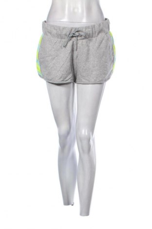 Dámske kraťasy  Adidas, Veľkosť M, Farba Sivá, Cena  19,95 €