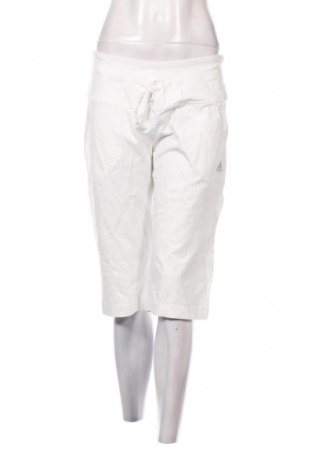 Pantaloni scurți de femei Adidas, Mărime L, Culoare Alb, Preț 110,99 Lei