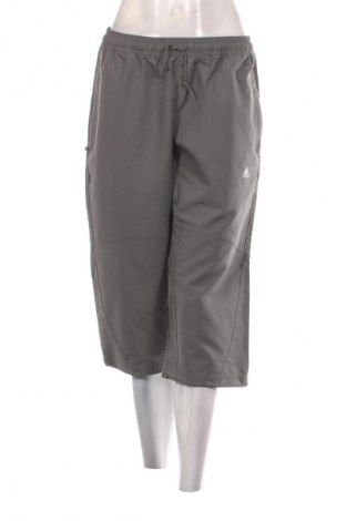 Dámske kraťasy  Adidas, Veľkosť S, Farba Sivá, Cena  20,95 €
