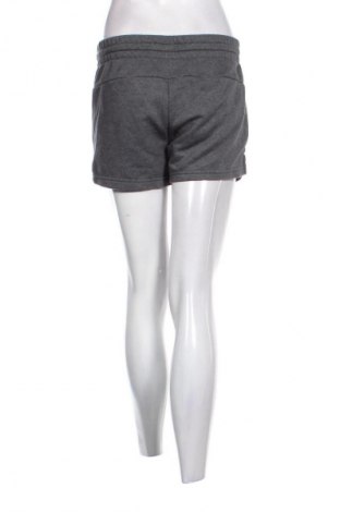 Pantaloni scurți de femei Adidas, Mărime S, Culoare Gri, Preț 110,99 Lei
