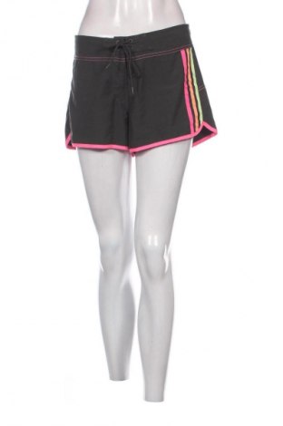 Pantaloni scurți de femei Adidas, Mărime L, Culoare Multicolor, Preț 110,99 Lei