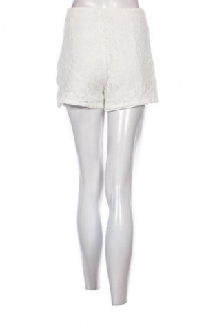 Pantaloni scurți de femei Amisu, Mărime S, Culoare Alb, Preț 43,99 Lei