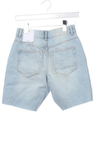 Γυναικείο κοντό παντελόνι Bershka, Μέγεθος XS, Χρώμα Μπλέ, Τιμή 19,99 €