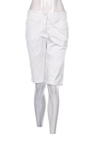Pantaloni scurți de femei Bexleys, Mărime M, Culoare Alb, Preț 110,99 Lei