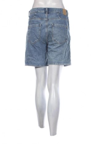 Pantaloni scurți de femei C&A, Mărime M, Culoare Albastru, Preț 61,99 Lei