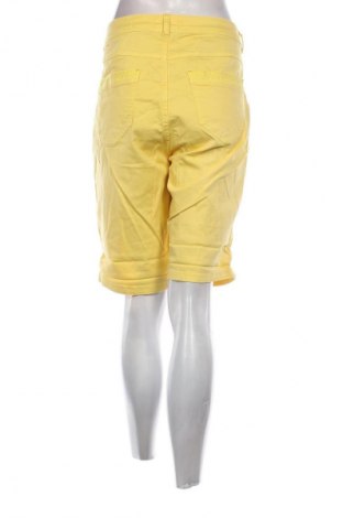 Pantaloni scurți de femei Cecil, Mărime XXL, Culoare Galben, Preț 84,99 Lei