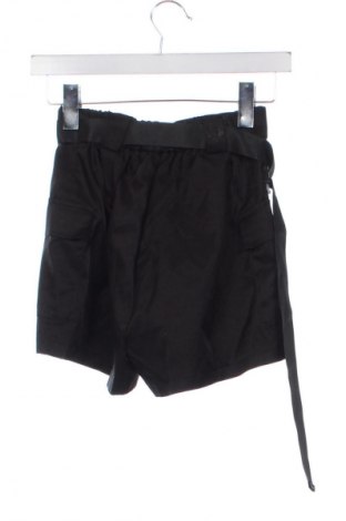 Dámske kraťasy  Cropp, Veľkosť XS, Farba Čierna, Cena  19,95 €