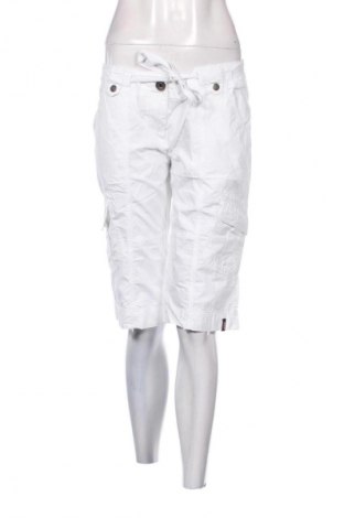 Дамски къс панталон Esprit Sports, Размер M, Цвят Бял, Цена 77,99 лв.