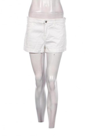 Női rövidnadrág H&M, Méret M, Szín Fehér, Ár 5 199 Ft