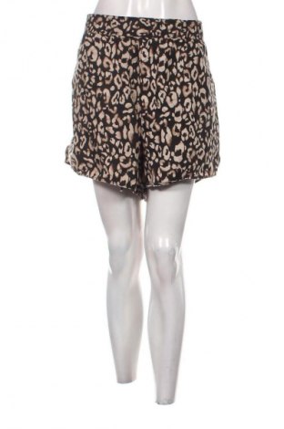 Damen Shorts H&M, Größe 4XL, Farbe Mehrfarbig, Preis 16,99 €