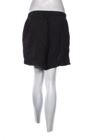 Dámske kraťasy  H&M, Veľkosť L, Farba Čierna, Cena  8,95 €