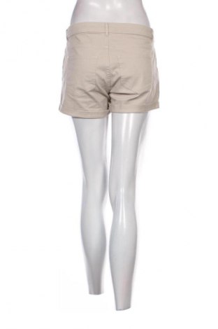Pantaloni scurți de femei H&M, Mărime M, Culoare Bej, Preț 46,99 Lei