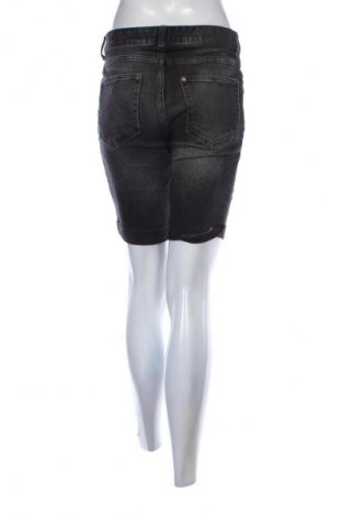 Damen Shorts H&M, Größe M, Farbe Schwarz, Preis 10,99 €
