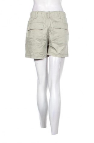 Dámske kraťasy  H&M, Veľkosť M, Farba Zelená, Cena  8,95 €