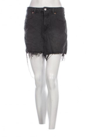 Pantaloni scurți de femei H&M, Mărime M, Culoare Negru, Preț 48,99 Lei
