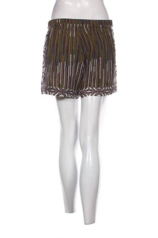Női rövidnadrág H&M Conscious Collection, Méret M, Szín Sokszínű, Ár 5 199 Ft