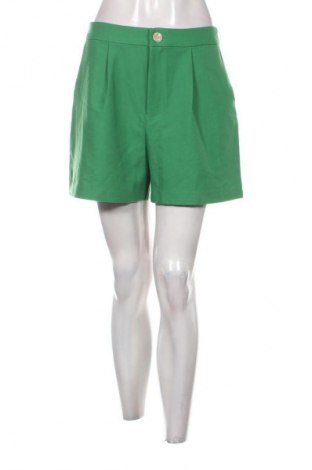 Damen Shorts Kiabi, Größe M, Farbe Grün, Preis 13,99 €