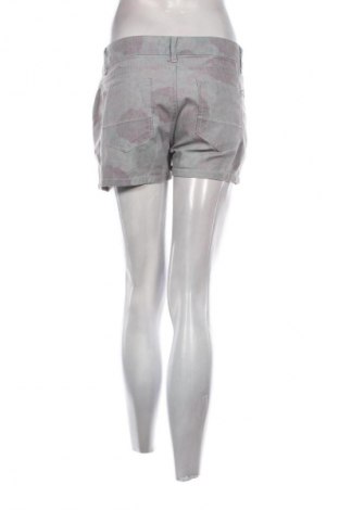 Damen Shorts Kookai, Größe M, Farbe Mehrfarbig, Preis 25,99 €