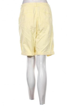 Pantaloni scurți de femei Marks & Spencer, Mărime XL, Culoare Galben, Preț 29,99 Lei