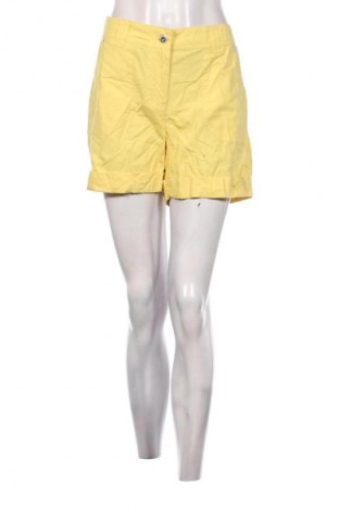 Pantaloni scurți de femei Montego, Mărime XL, Culoare Galben, Preț 61,99 Lei