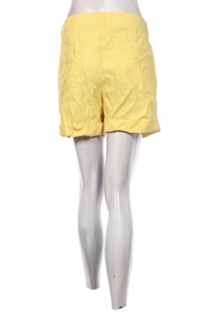 Pantaloni scurți de femei Montego, Mărime XL, Culoare Galben, Preț 61,99 Lei