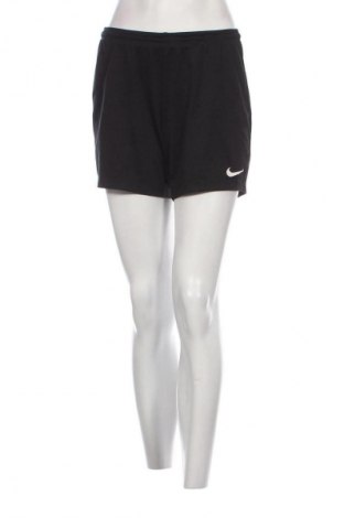 Női rövidnadrág Nike, Méret S, Szín Fekete, Ár 9 219 Ft