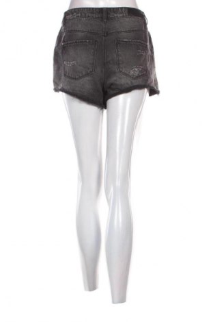 Damen Shorts ONLY, Größe M, Farbe Schwarz, Preis 10,99 €