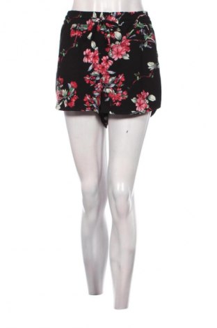 Pantaloni scurți de femei ONLY, Mărime M, Culoare Multicolor, Preț 67,99 Lei