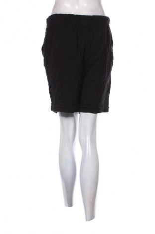 Damen Shorts Q/S by S.Oliver, Größe M, Farbe Schwarz, Preis 23,99 €