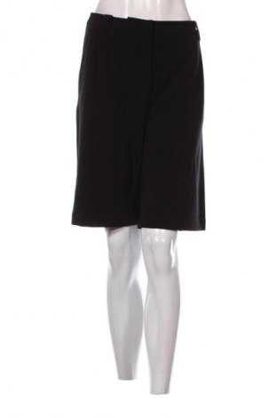 Damen Shorts Stefanel, Größe M, Farbe Schwarz, Preis 51,99 €