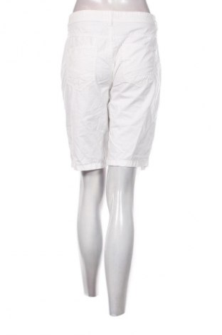 Pantaloni scurți de femei Street One, Mărime L, Culoare Alb, Preț 110,99 Lei