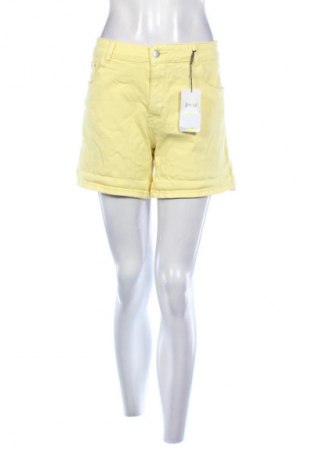 Női rövidnadrág Unbranded, Méret XL, Szín Sárga, Ár 8 419 Ft