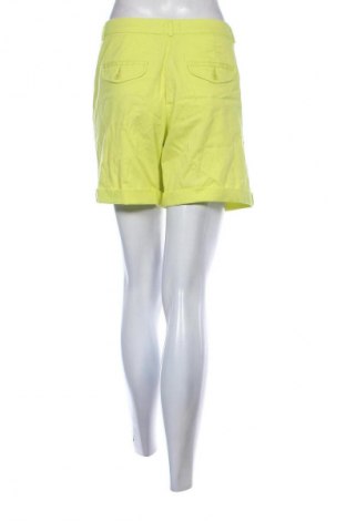 Pantaloni scurți de femei United Colors Of Benetton, Mărime L, Culoare Verde, Preț 110,99 Lei