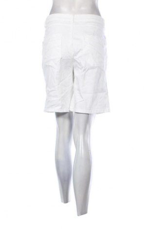 Pantaloni scurți de femei Yessica, Mărime L, Culoare Alb, Preț 48,99 Lei