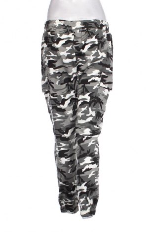 Damenhose Amisu, Größe M, Farbe Mehrfarbig, Preis 31,99 €