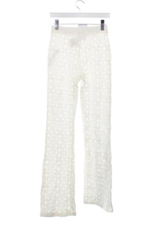Női nadrág Bershka, Méret XS, Szín Fehér, Ár 12 449 Ft