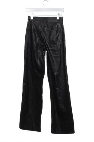 Női nadrág Bershka, Méret XS, Szín Fekete, Ár 7 879 Ft