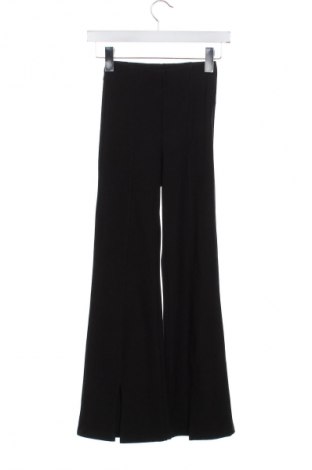 Pantaloni de femei Bershka, Mărime XXS, Culoare Negru, Preț 94,99 Lei