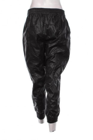 Női nadrág Bershka, Méret XL, Szín Fekete, Ár 3 639 Ft
