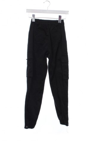 Damenhose Bershka, Größe XS, Farbe Schwarz, Preis 20,99 €