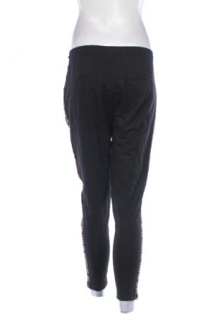 Damenhose Bershka, Größe S, Farbe Schwarz, Preis 8,99 €