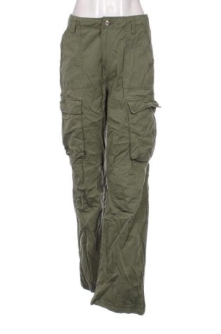 Pantaloni de femei Bershka, Mărime S, Culoare Verde, Preț 98,99 Lei