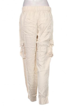 Damenhose Clockhouse, Größe M, Farbe Ecru, Preis 20,99 €