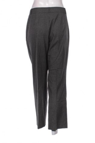 Дамски панталон Gerry Weber, Размер XL, Цвят Сив, Цена 62,99 лв.