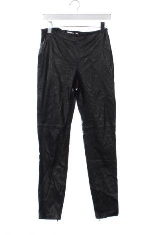 Pantaloni de femei Mango, Mărime M, Culoare Negru, Preț 44,99 Lei