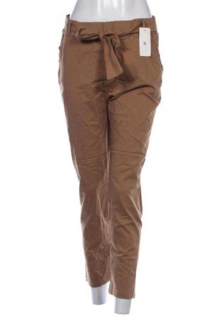Pantaloni de femei NEW COLLECTION, Mărime XL, Culoare Maro, Preț 237,99 Lei