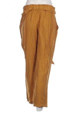 Pantaloni de femei New Look, Mărime M, Culoare Galben, Preț 94,99 Lei