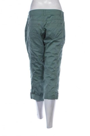 Дамски панталон Outfit, Размер M, Цвят Зелен, Цена 21,99 лв.