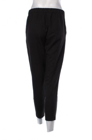Dámské kalhoty  Pull&Bear, Velikost S, Barva Černá, Cena  469,00 Kč